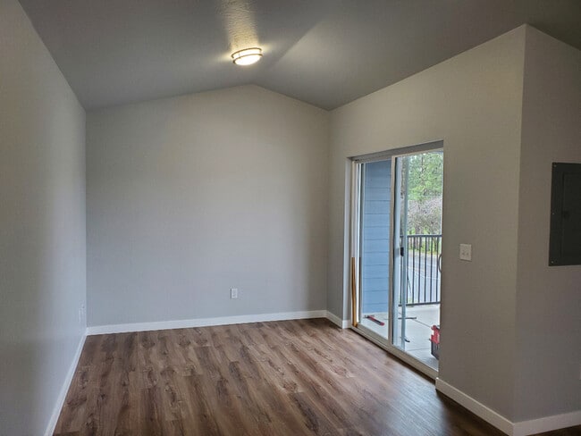 Photo - 220 Cheryl Ln Unit 2