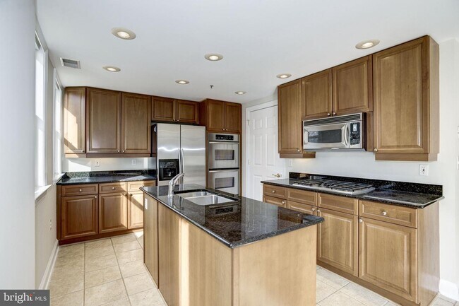 Apartments For Rent In Rosslyn Va Page 3 Forrent Com