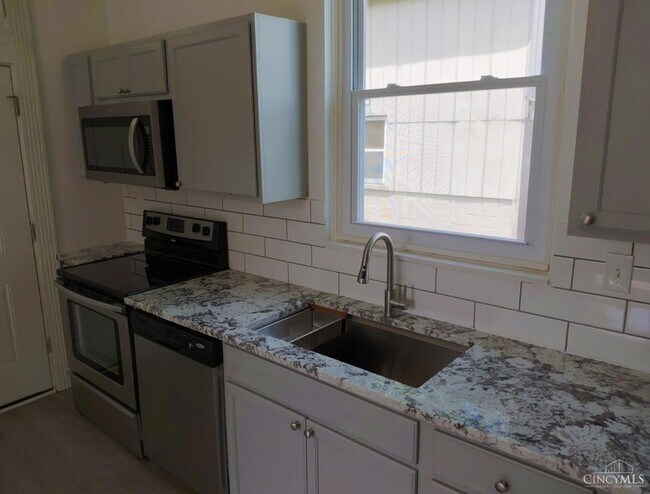 Photo - 15 Bertus St