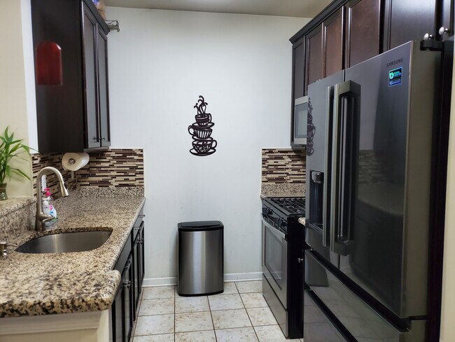 cocina - 737 Strassle Way Unidad Venkata