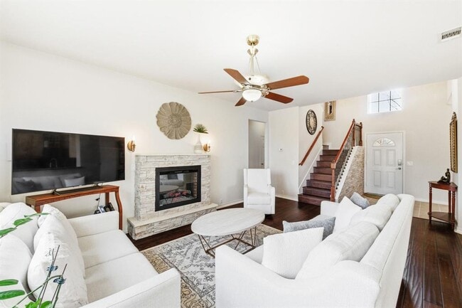 Photo - 21205 Penny Royal Dr