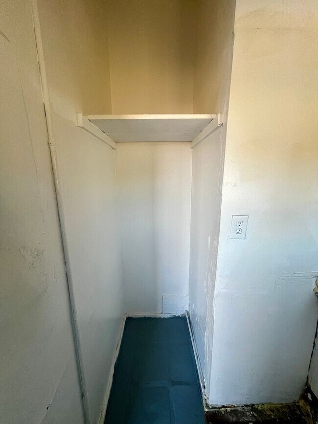 72061-72067 Joshua Ln.