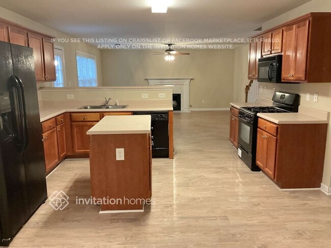 Photo - 1568 Great Shoals Cir SE