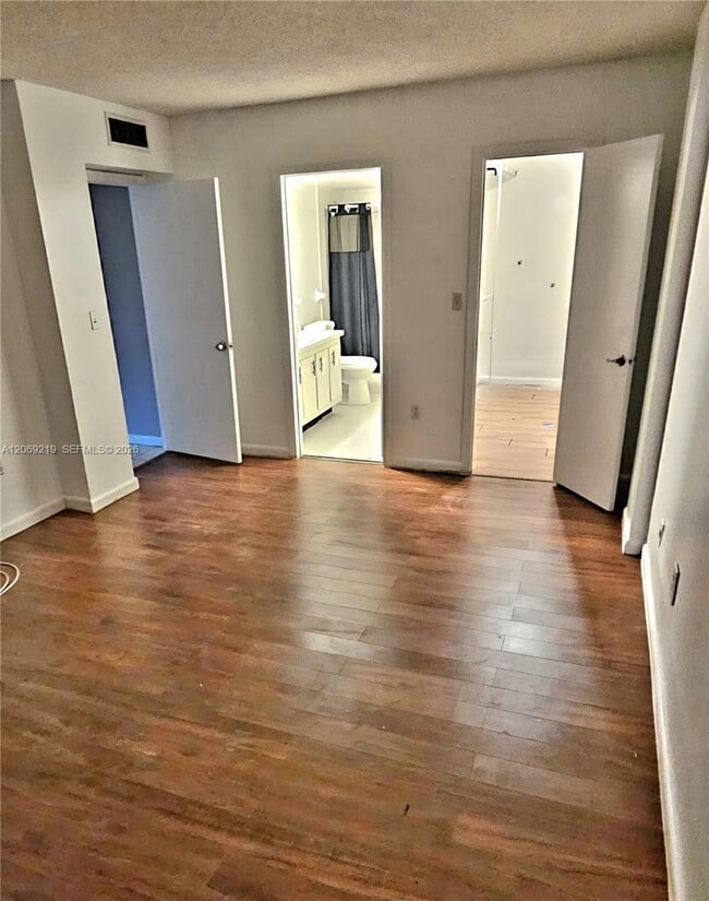 Photo - 4168 Inverrary Dr Unit 112
