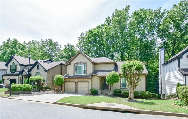 3115 Park Chase