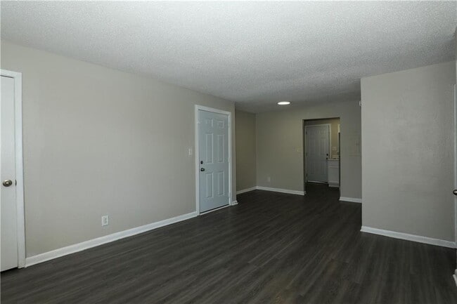 Photo - 2065 Alison Ct SW Unit 8