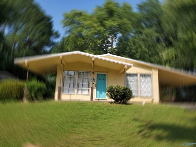 Building Photo - 2248 Norwood Dr NW