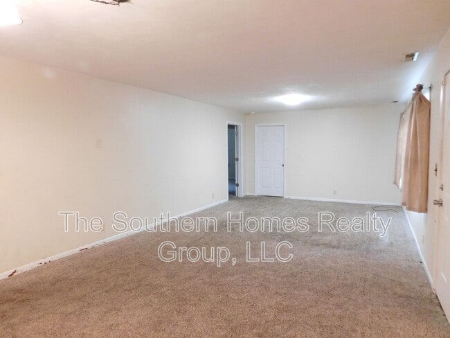 Photo - 721 County Rd 119