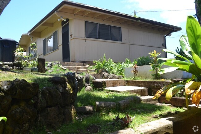Building Photo - 47-381-381 Ahuimanu Rd Rental