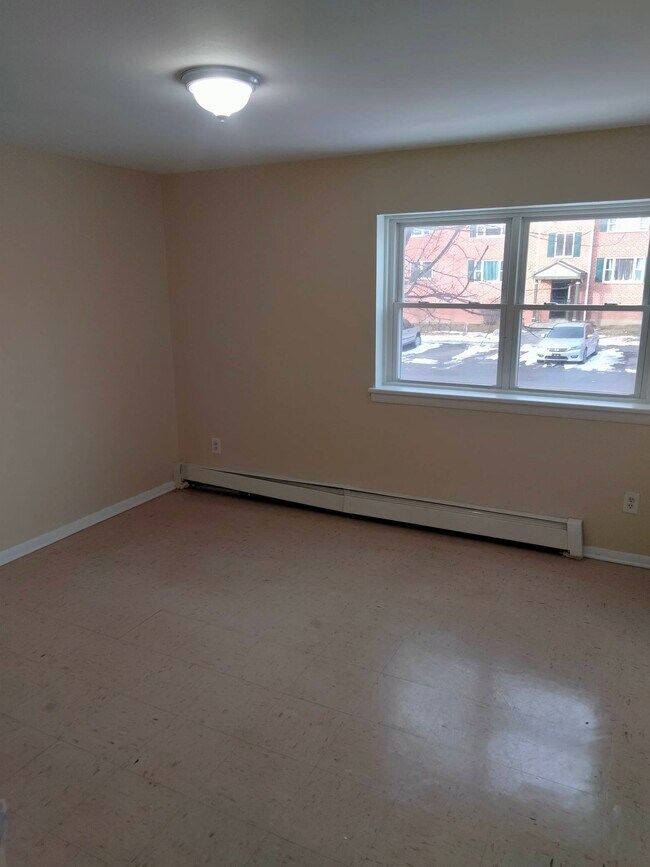 Photo - 29-31 Annawan St