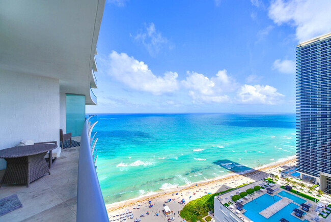 Building Photo - 4111 S Ocean Dr Unit FL27-ID1022197P Rental