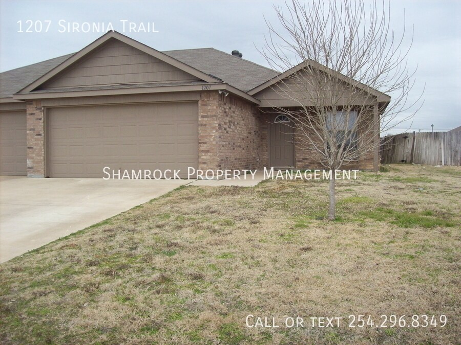 Great location between Waco and McGregor! - Great location between Waco and McGregor! House