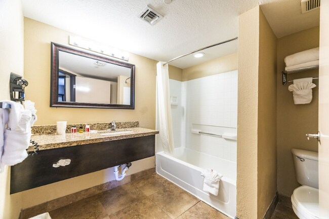 Photo - 5858 W Chandler Blvd Unidad Duplicate of A101