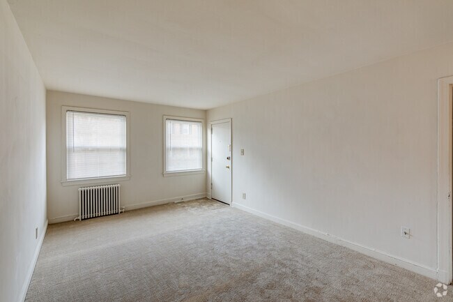 1BR, 1BA - 800SF - Living Room