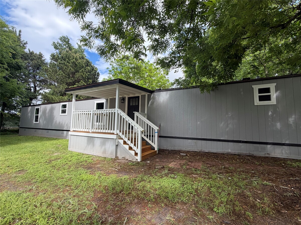Photo - 104 Kyle Rd