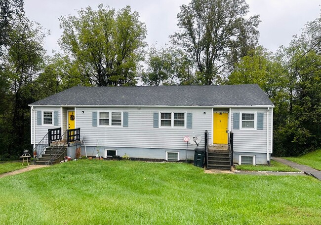 Two bedroom near Peaks View Park! Water, t... - Two bedroom near Peaks View Park! Water, t... Townhome