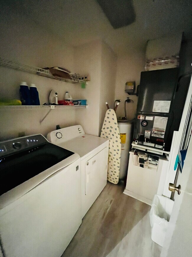 Photo - 4867 Winslow Beacon Unidad 4867