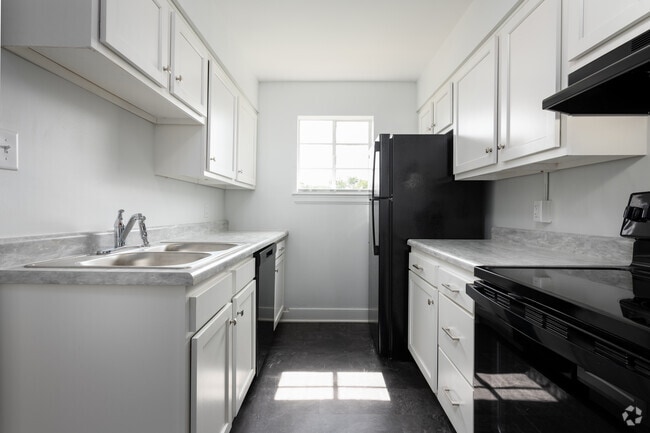 Interior Photo - Gardens at Grandin Rental
