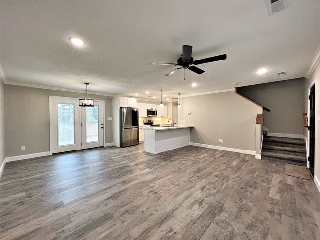 Photo - LOCATED IN GIBBS... FANTASTIC 3 BEDROOM HOME!!