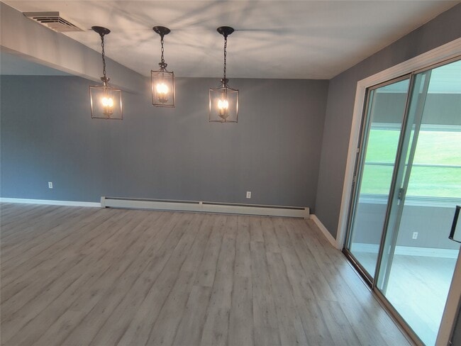 Photo - 4244 Emerson Pl