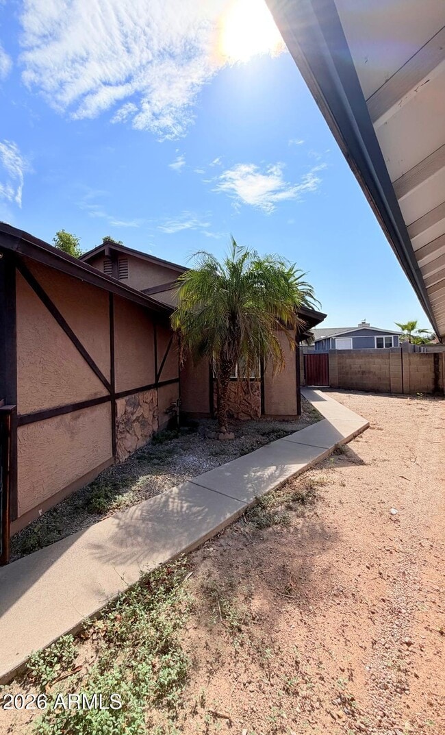 Photo - 11815 N 65th Dr