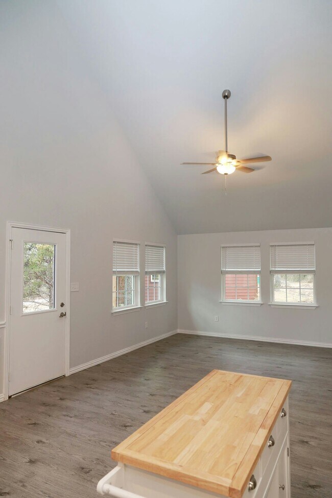 Photo - 7311 FM 1886