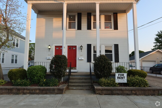 Building Photo - 369 Carter Ave Unit 2 Rental