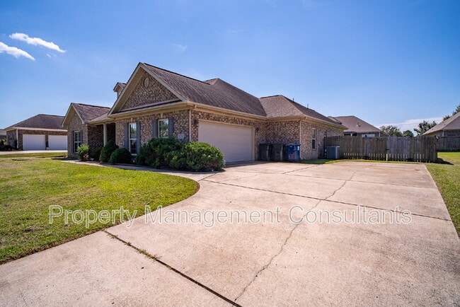Photo - 178 Sarah Jane Dr