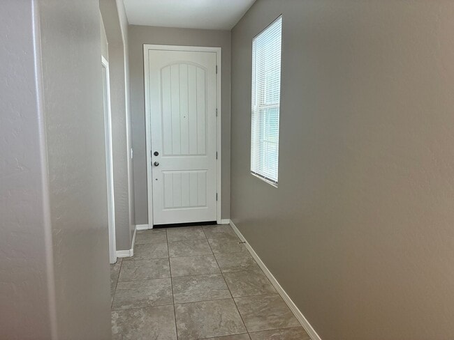 Photo - Special **BEAUTIFUL 3 BEDROOM/3 BATHROOM HOME LOCATED IN EASTMARK (ELLSWORTH & RAY)**