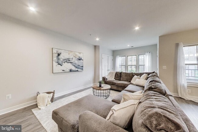 Photo - 10020 Ruffian Wy Unit E