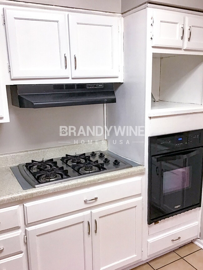 Photo - 3035 Christine Rd