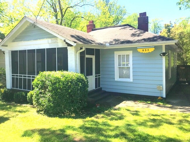 Building Photo - 2 bdrm, 2 bath home in Grant Park