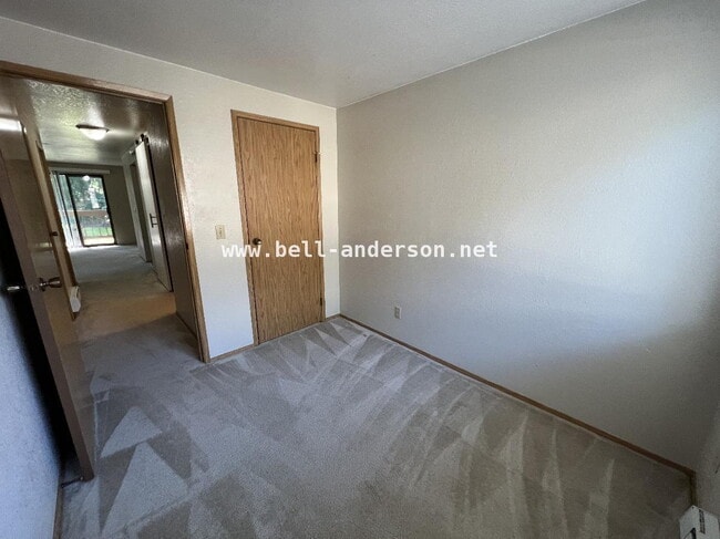Photo - Renton Condo Unit Available! Unidad E20