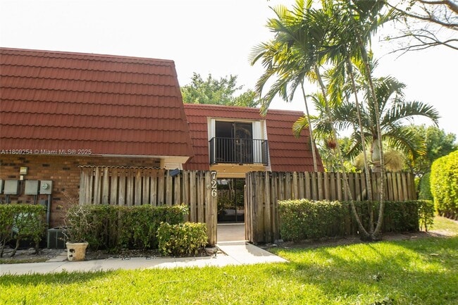 Photo - 726 NW 98th Cir Townhome