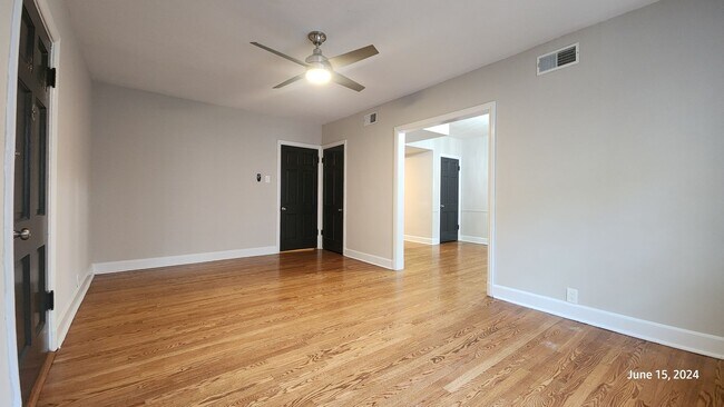 Photo - 7754 Kingsbury Blvd Unit 1