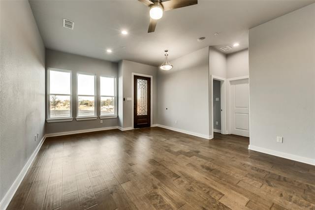 Photo - 5947 Rivendell Dr