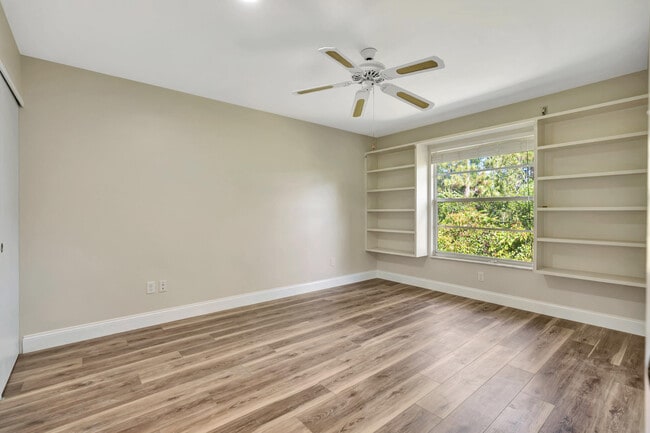 Photo - 8356 SE Croft Cir Unit 7