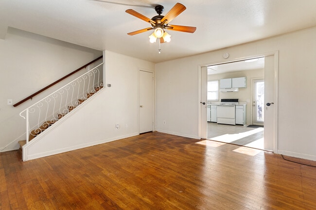 Georgetown Townhomes - Georgetown Townhomes