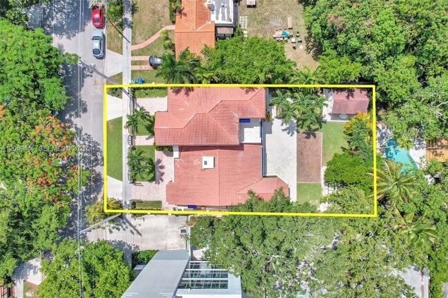 Photo - 244 SW 28th Rd