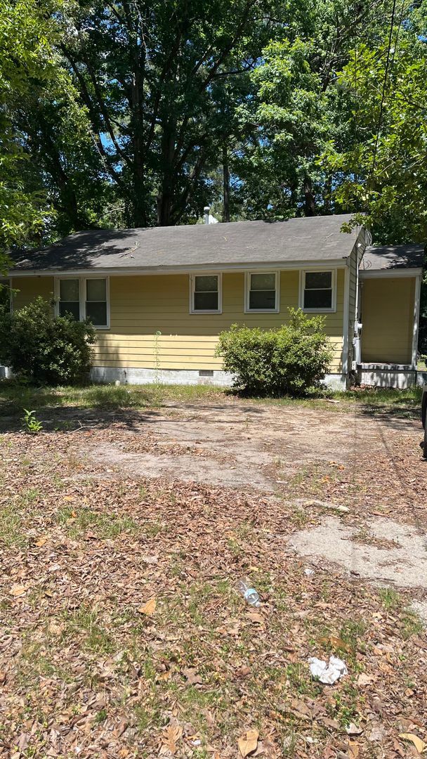 Photo - 2215 Briarfield Rd