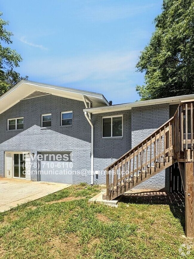 Building Photo - 2720 Old Spanish Trail Rental