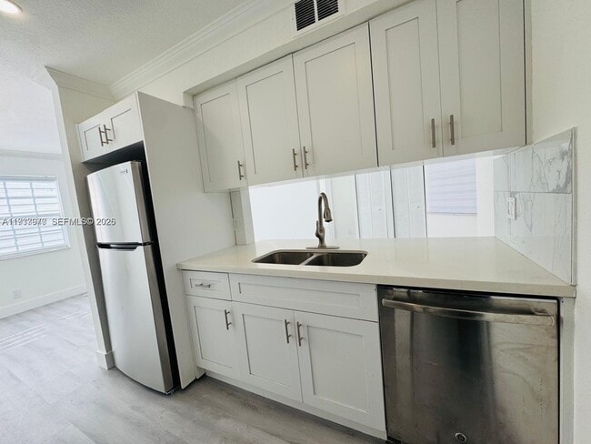 Photo - 365 SW 86th Ave Unit 205