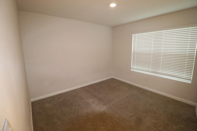 Photo - 3008 Jane Ln