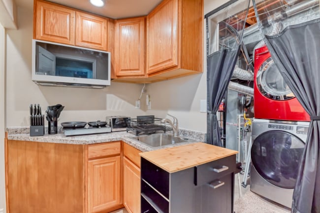 Photo - 2631 Thrush Grove