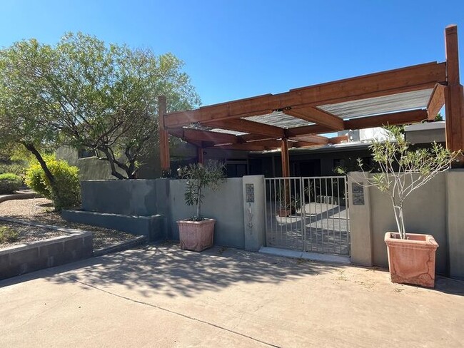 2 Bd 2 Ba + Guest House in Ocotillo Hills - 2 Bd 2 Ba + Guest House in Ocotillo Hills