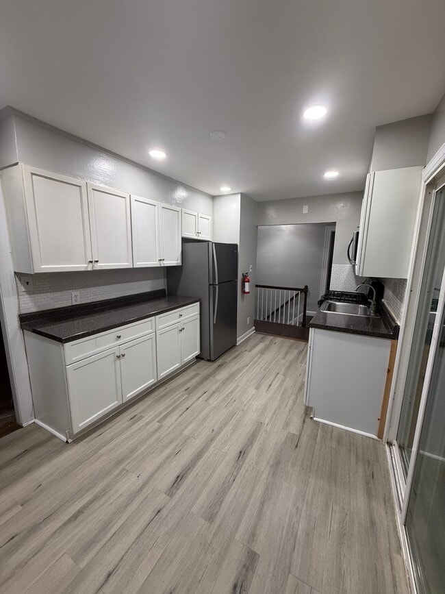 Photo - 1720 Burnet Ave