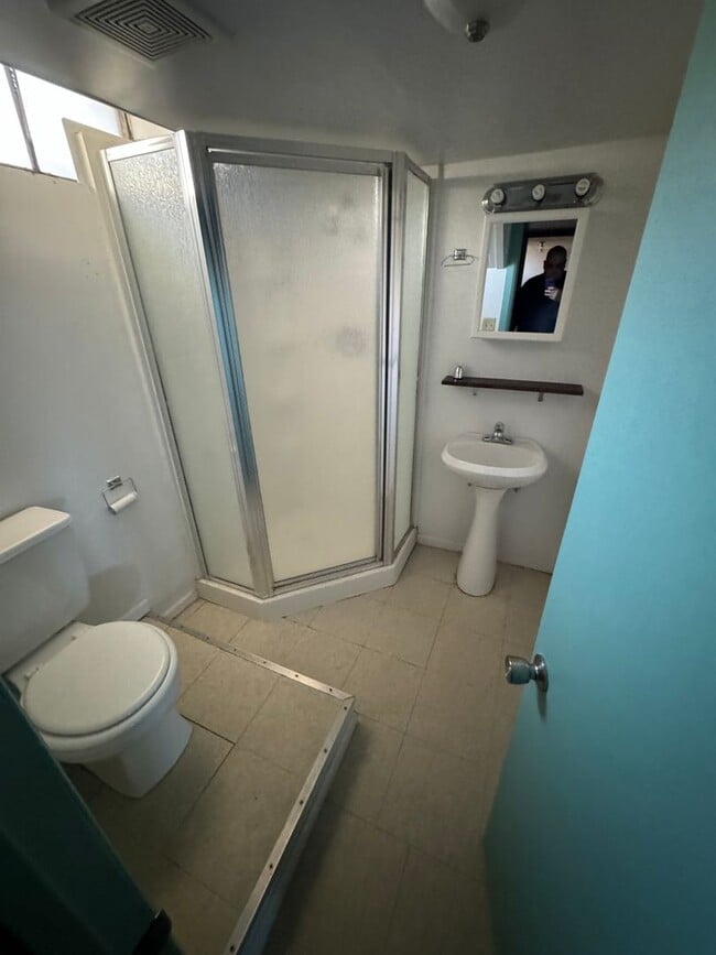 Photo - $1250 - 3 bed 2 bath - Single Family Home