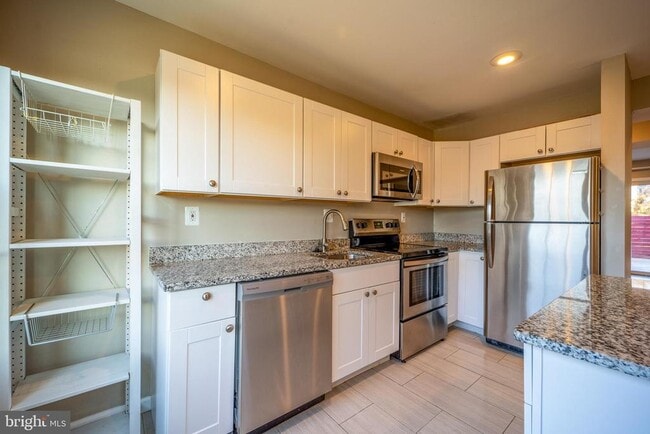 Photo - 1412 Cottonwood Ct