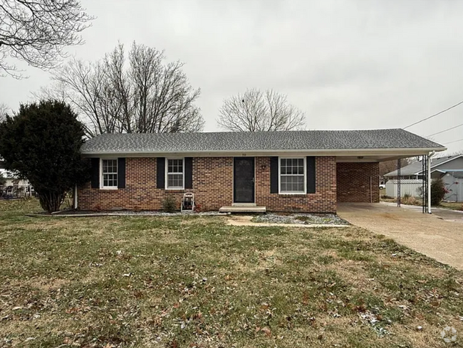 Building Photo - 3 bed with carport and garage Rental