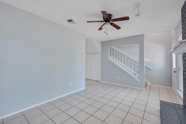 Photo - 6020 Westcreek Dr